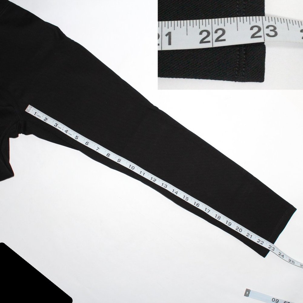 Time and Tru Black Mid Rise Fitted Stretch Capri Jeggings for Women Size XS 0-2 - Picture 7 of 10